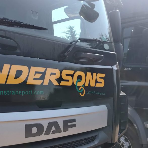 Andersons Transport Black DAF