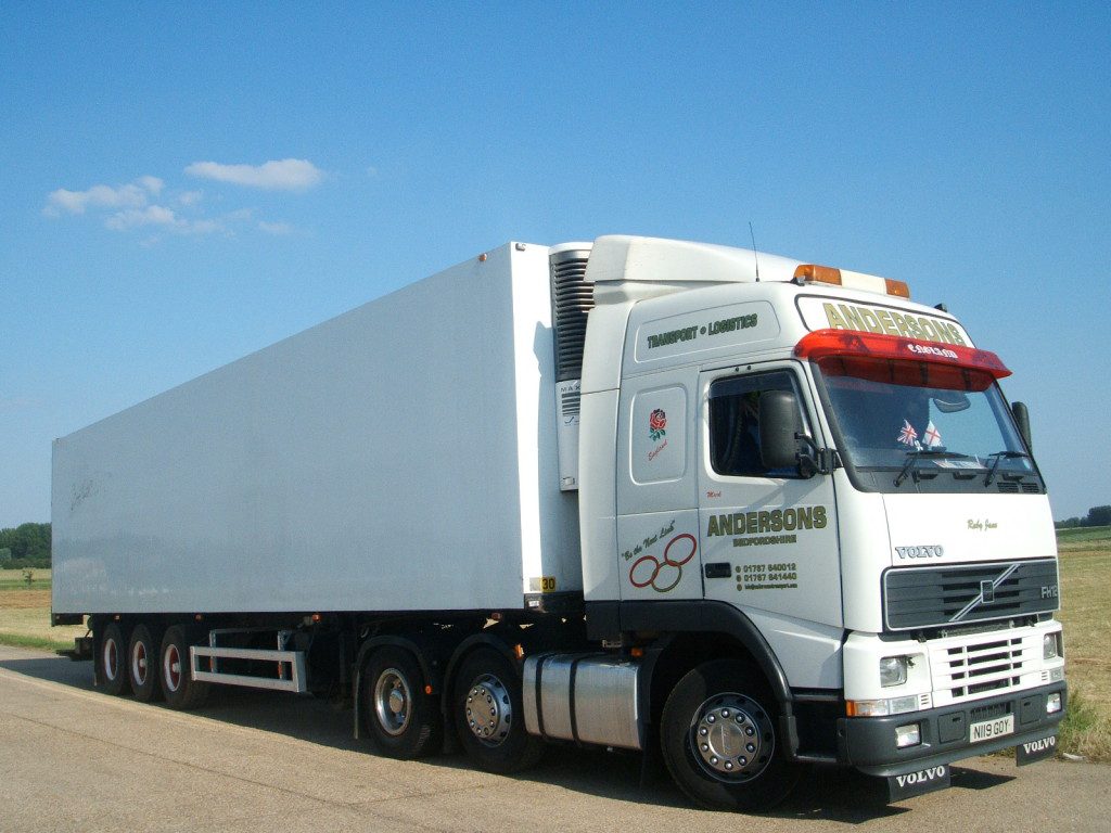 VOLVO FH12 WITH 40FT FRIDGE TRAILER