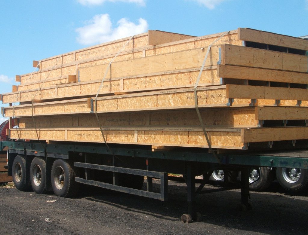 40FT FLATBED TRAILER WITH WOOD ON
